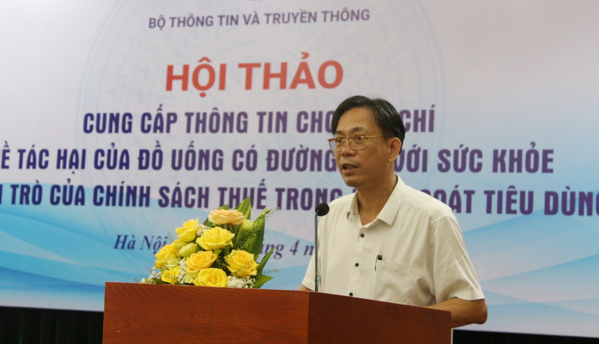 Phó Vụ trưởng Vụ Pháp chế Bộ TTTT Hồ Hồng Hải phát biểu tại Hội thảo